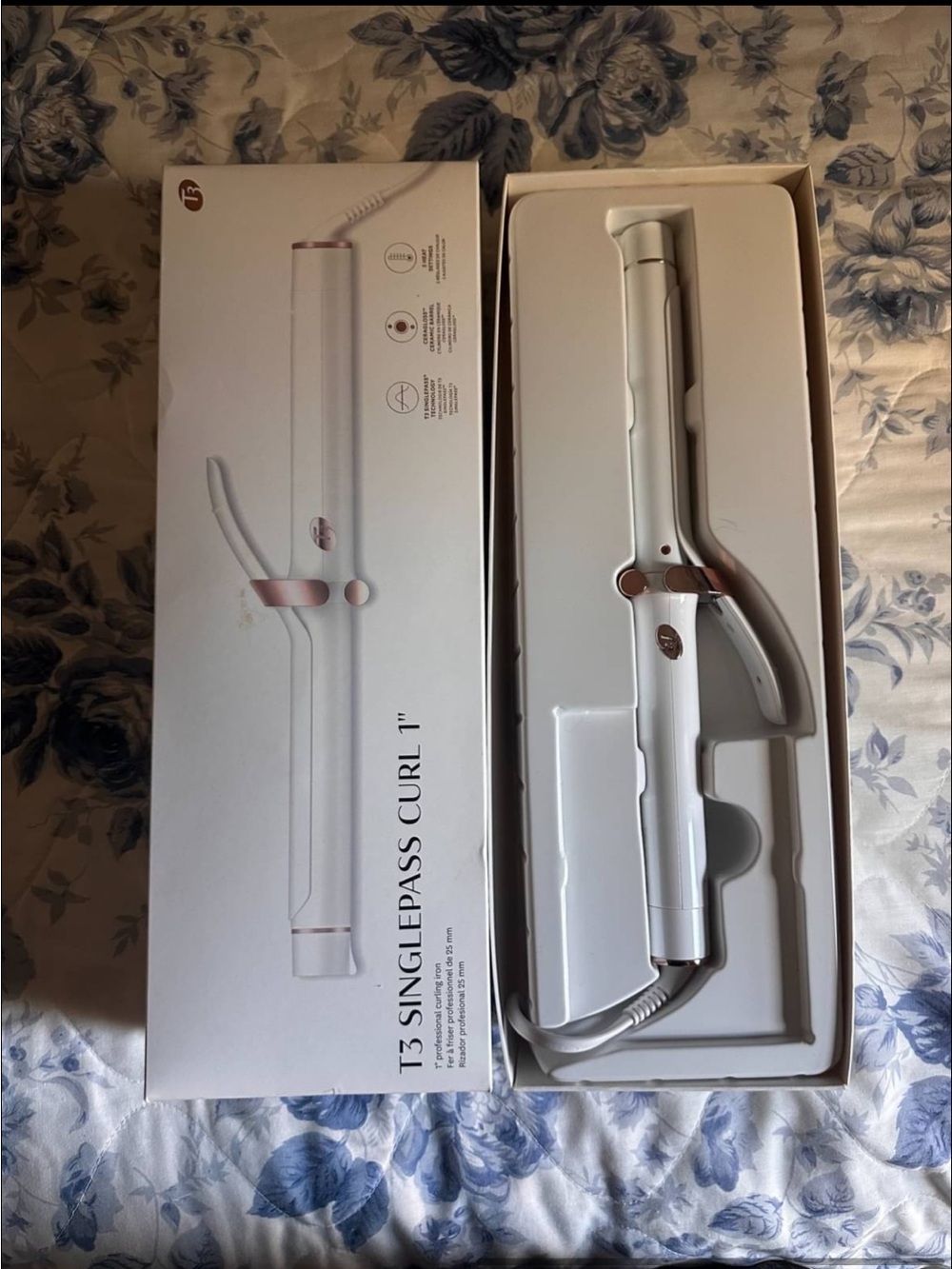 T3 White Curling Iron with Rose Gold Accents - 1"